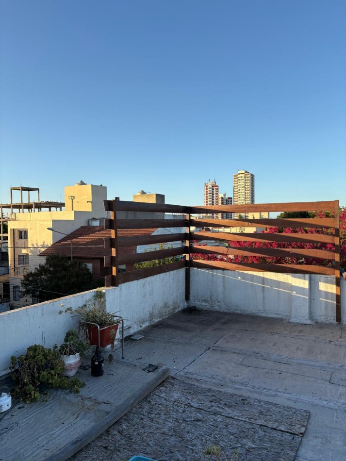 DEPARTAMENTO 2 AMBIENTES CON BALCON Y TERRAZA. SAN JOSE