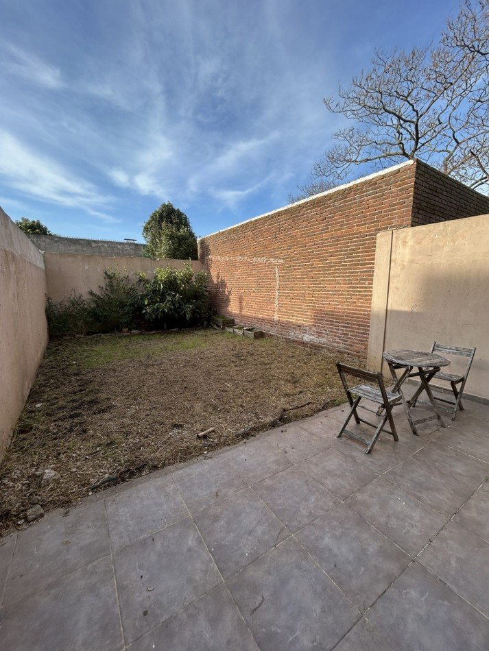 DUPLEX 3 AMBIENTES MAS PLAYROOM APTO CREDITO.