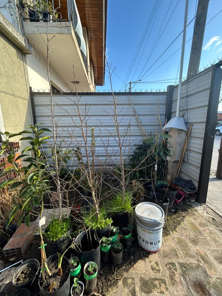 Casa 4 ambientes con pileta climatizada cubierta. Barrio Peralta Ramos oeste.