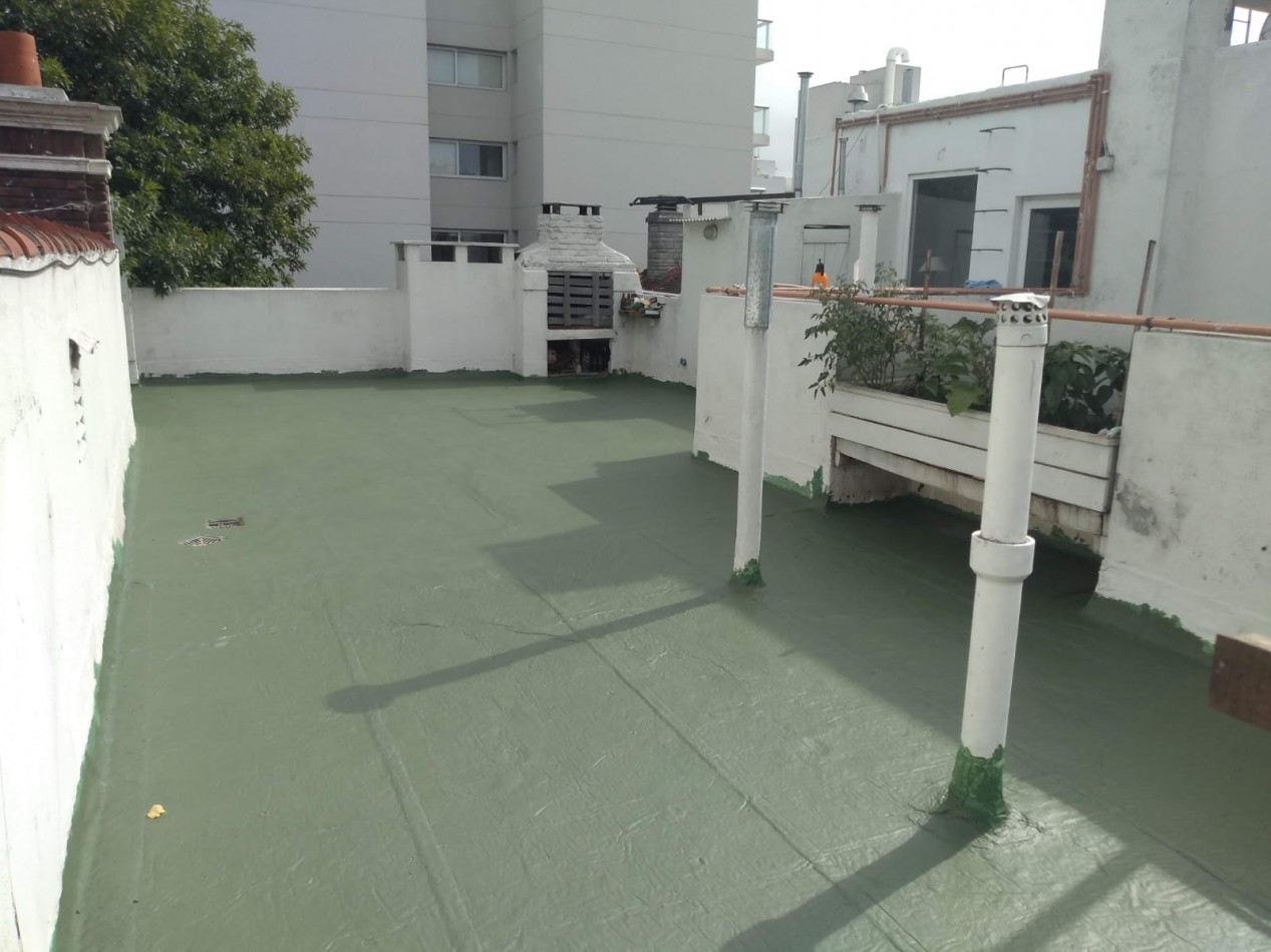 DEPARTAMENTO 3 AMBIENTES RECICLADO CON COCHERA Y TERRAZA. ALDREY APTO CREDITO.