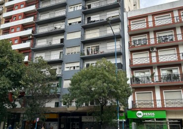 DEPARTAMENTO DOS AMBIENTES CONTRAFRENTE.ZONA CENTRO.