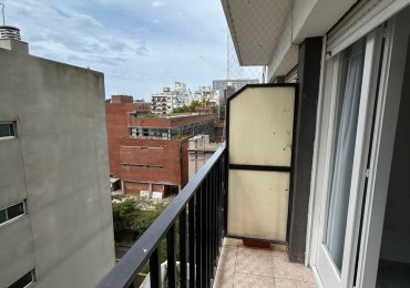 DEPARTAMENTO DOS AMBIENTES LATERAL RECICLADO. LA PERLA